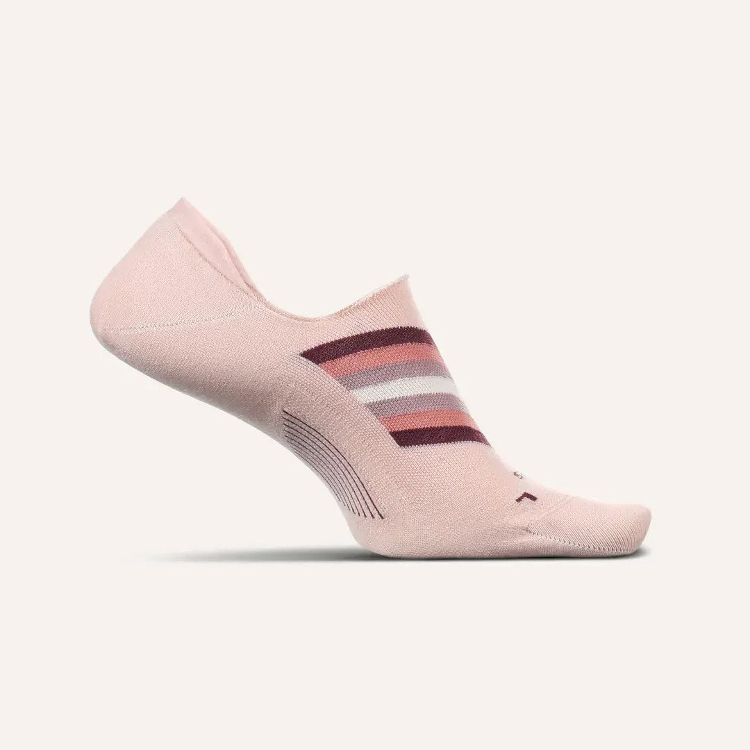 Feetures No Show Ultra Light Sock - Chevron Pink Chalk