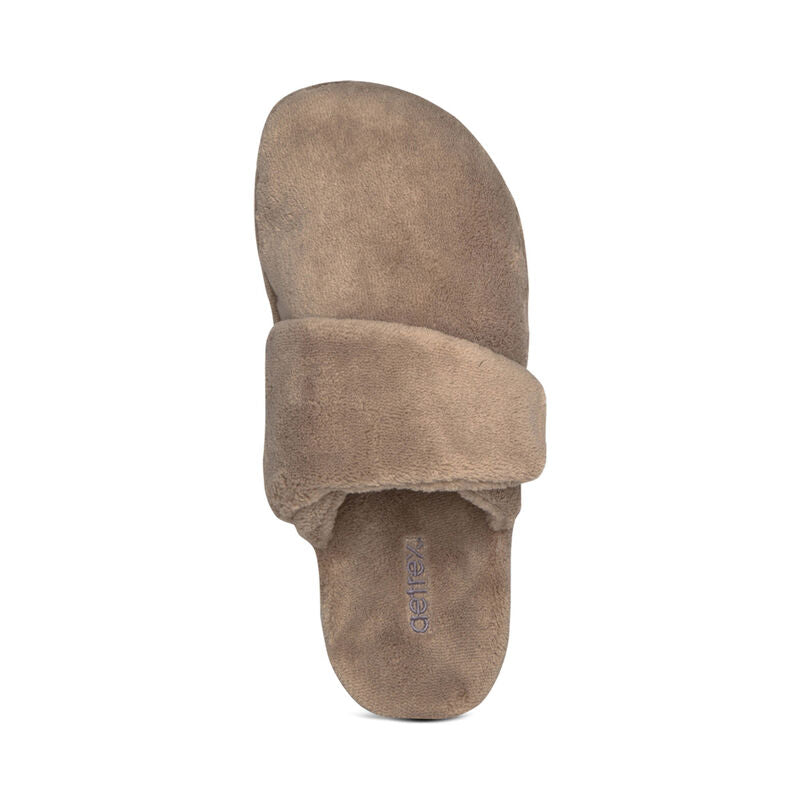 Aetrex FE202 Women's Slipper in Coffee
