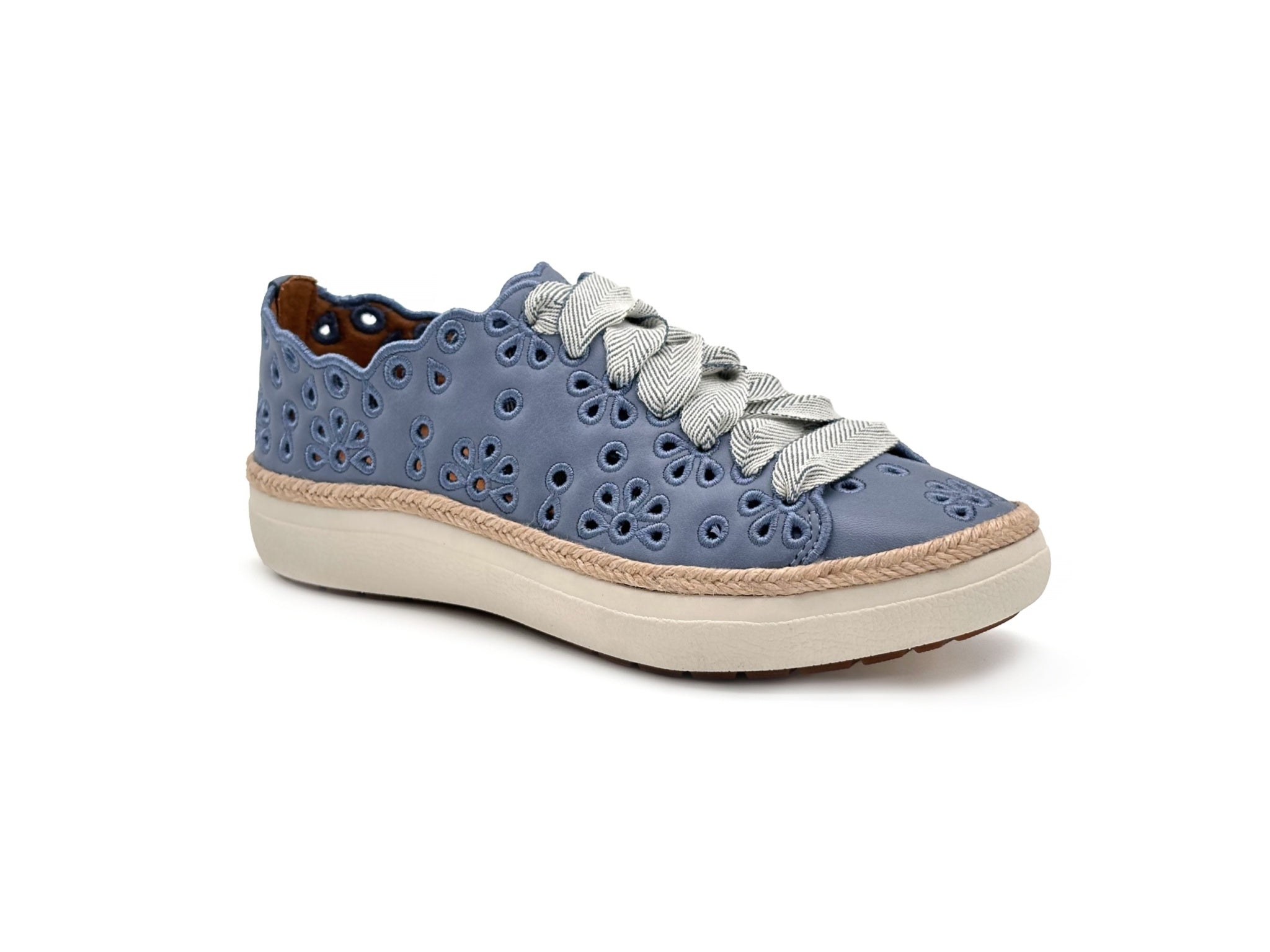 Aetrex Charlotte women's walking shoe in Hazy Blue